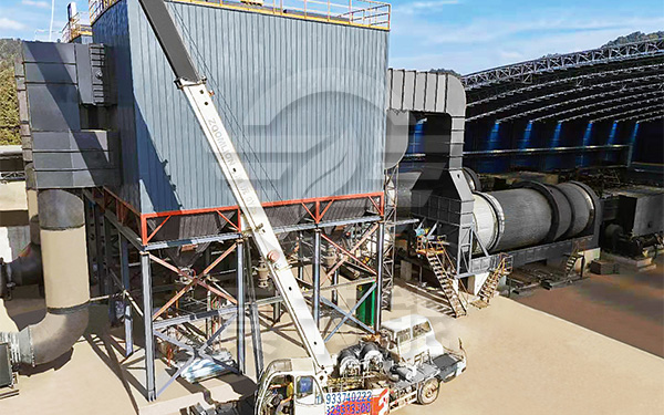 糖渣烘干機(jī)吊裝現(xiàn)場(chǎng) 糖渣烘干機(jī)吊裝現(xiàn)場(chǎng)