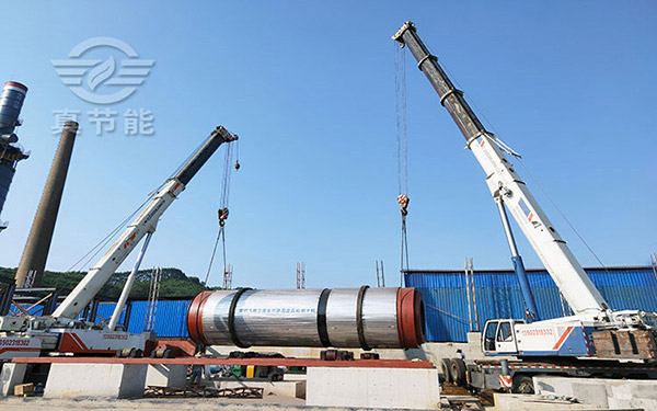 豆腐渣烘干設備吊裝現(xiàn)場 豆腐渣烘干設備吊裝現(xiàn)場